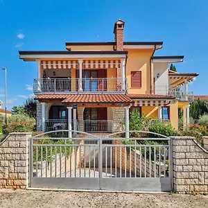haus-ana.in-istria.net/